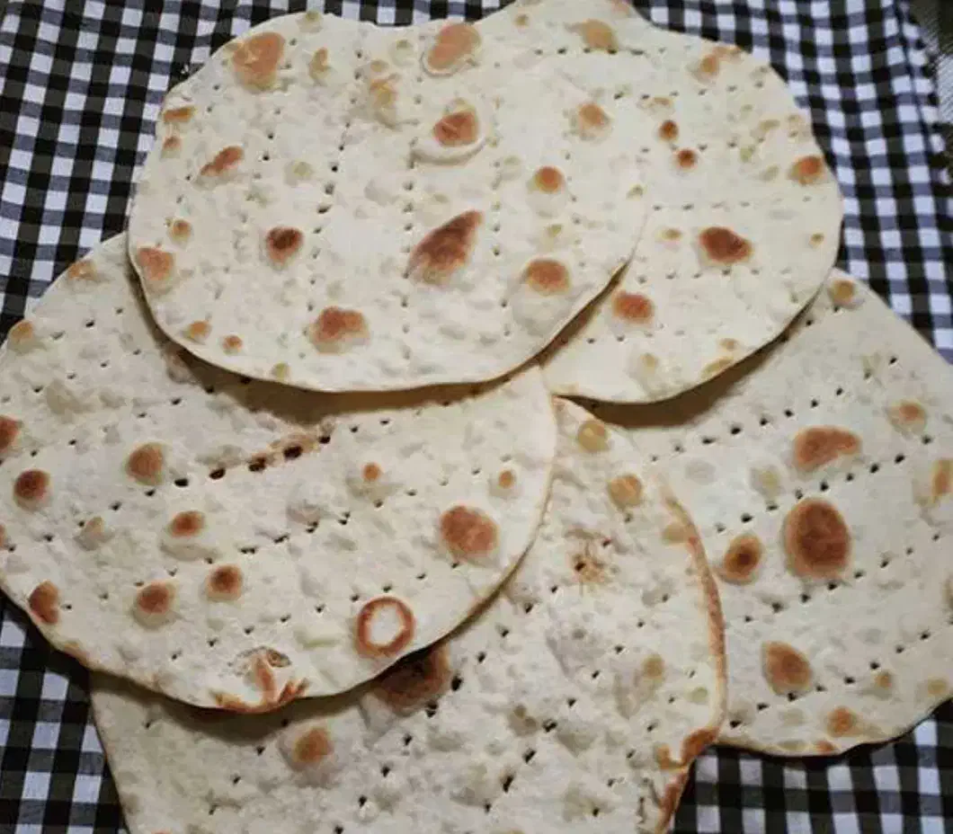 نان سیب زمینی ،نان روغنی، نان تافتون ،|خوردنی و آشامیدنی|ساوه, |دیوار