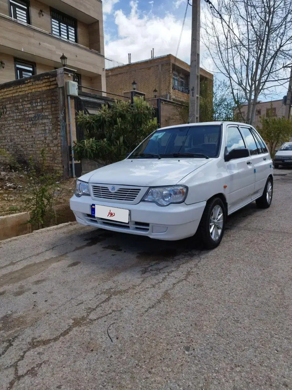 111|خودرو سواری و وانت|صدرا-فارس, فاز ۱|دیوار