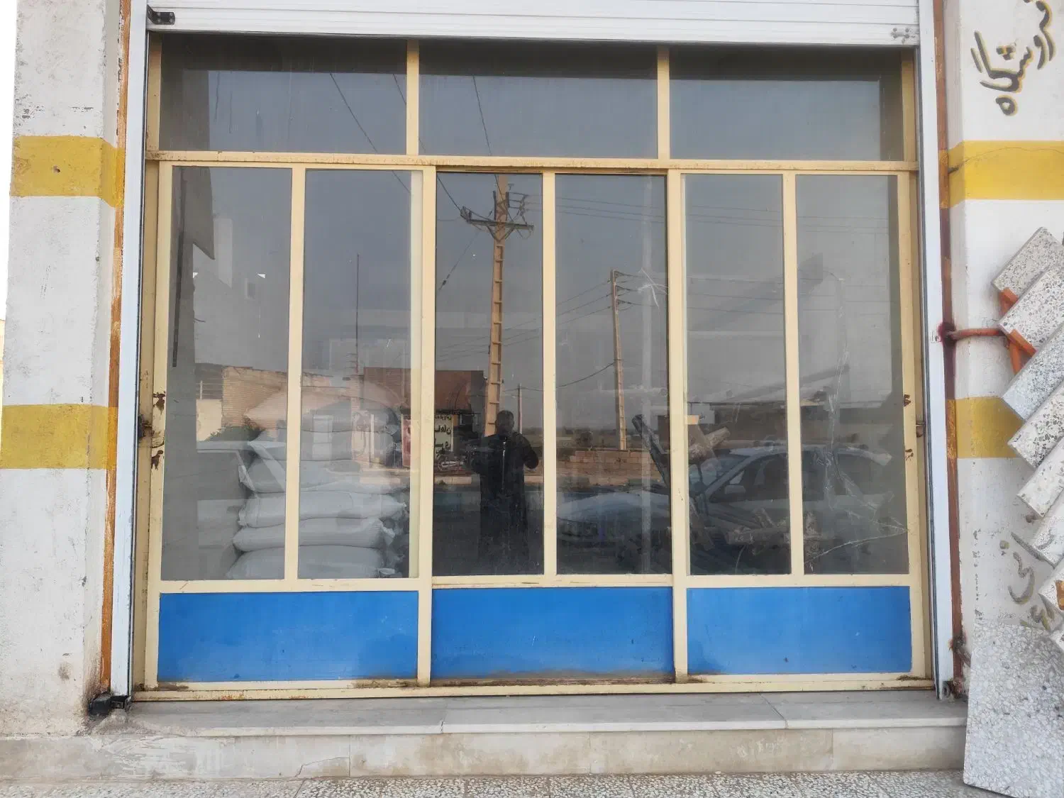 درب کشویی|مصالح و تجهیزات ساختمان|شوش, |دیوار