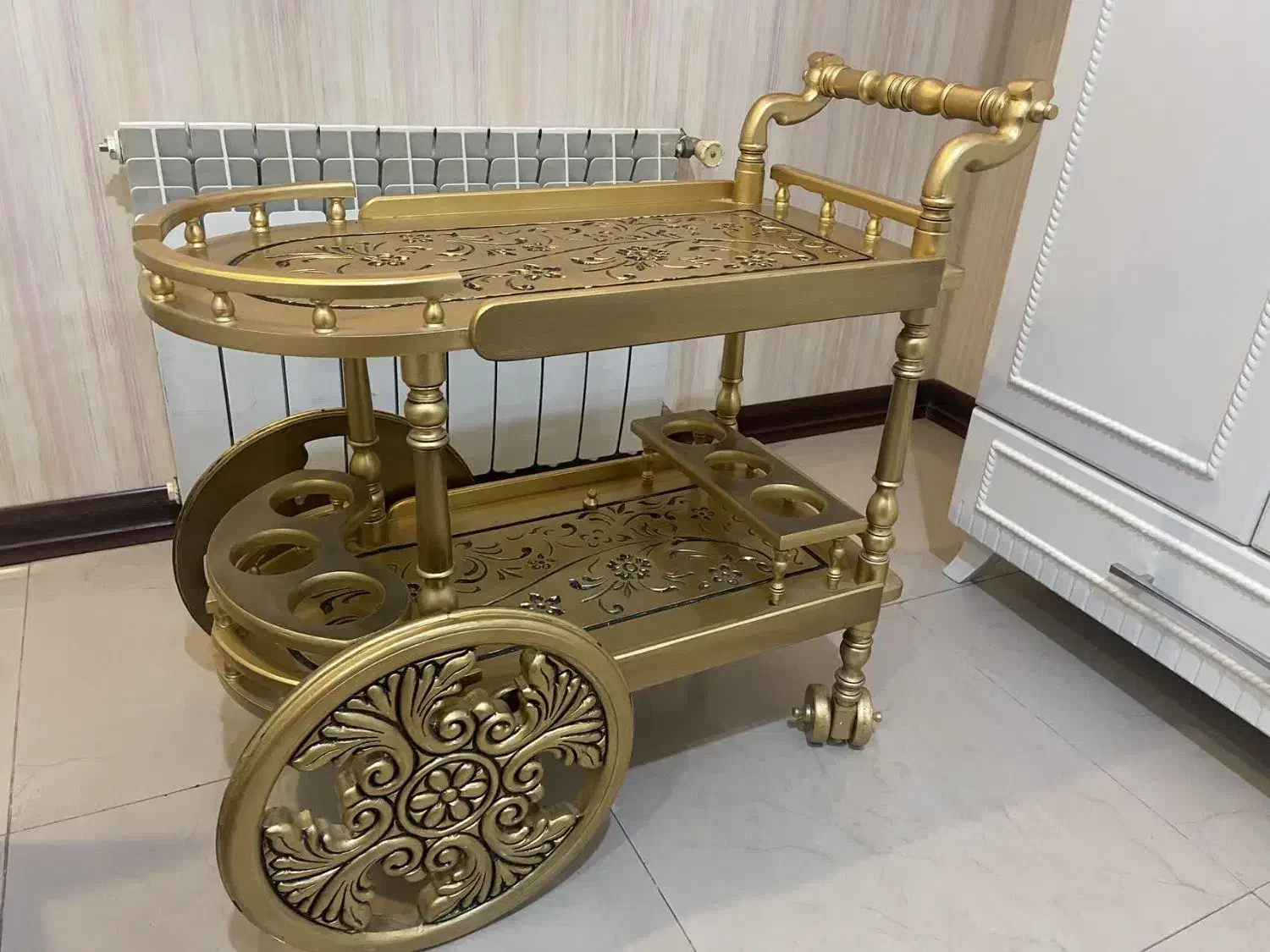 میز بار|مبلمان خانگی و میز عسلی|اصفهان, خانه اصفهان|دیوار