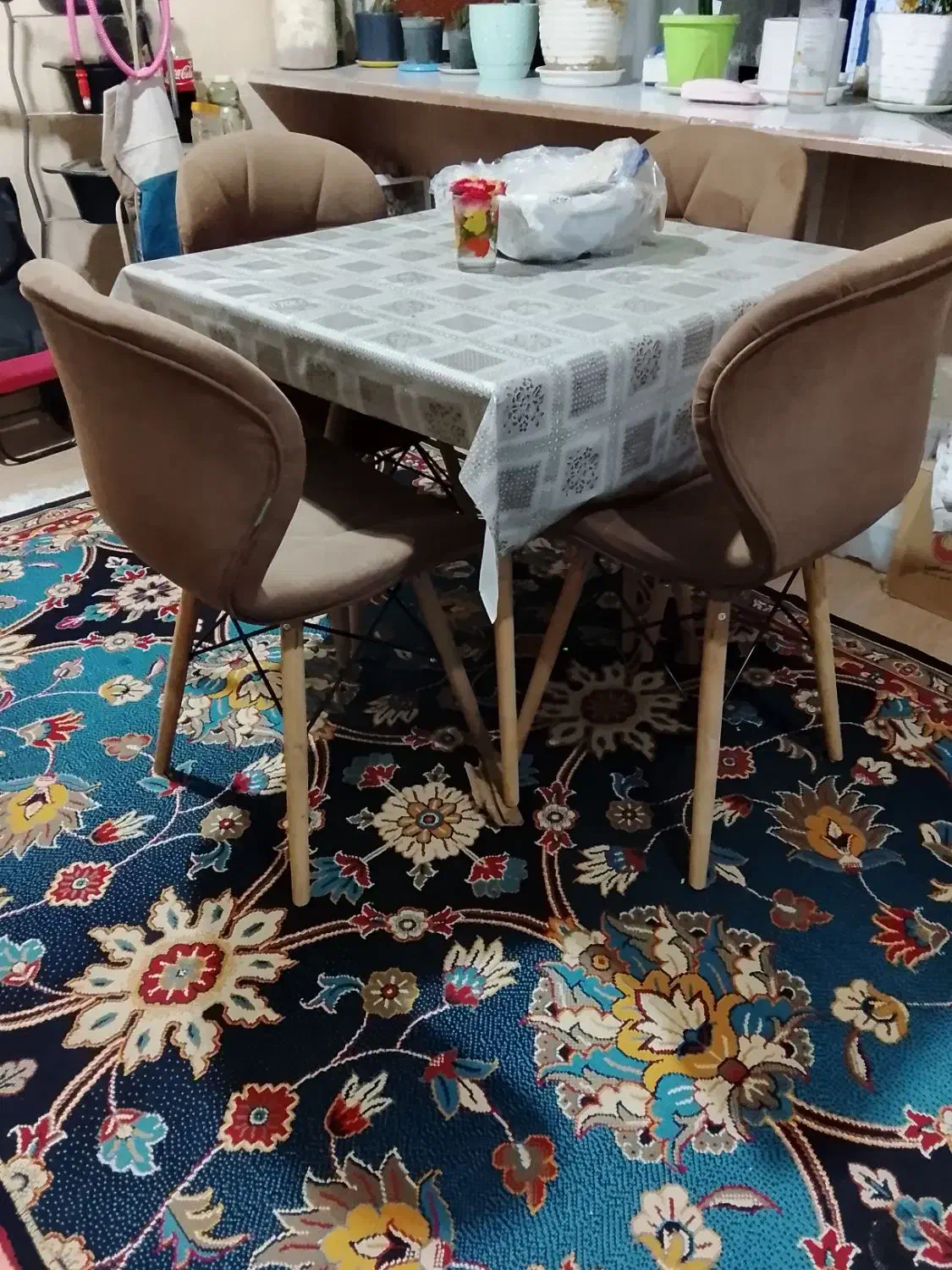 میز نهار خوری|میز و صندلی غذاخوری|گناباد, |دیوار