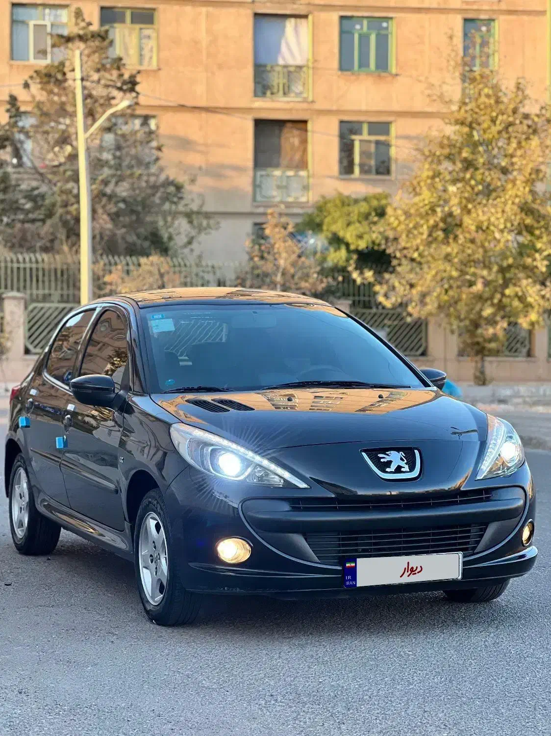 ۲۰۷ مدل ۱۴۰۱|خودرو سواری و وانت|قزوین, |دیوار