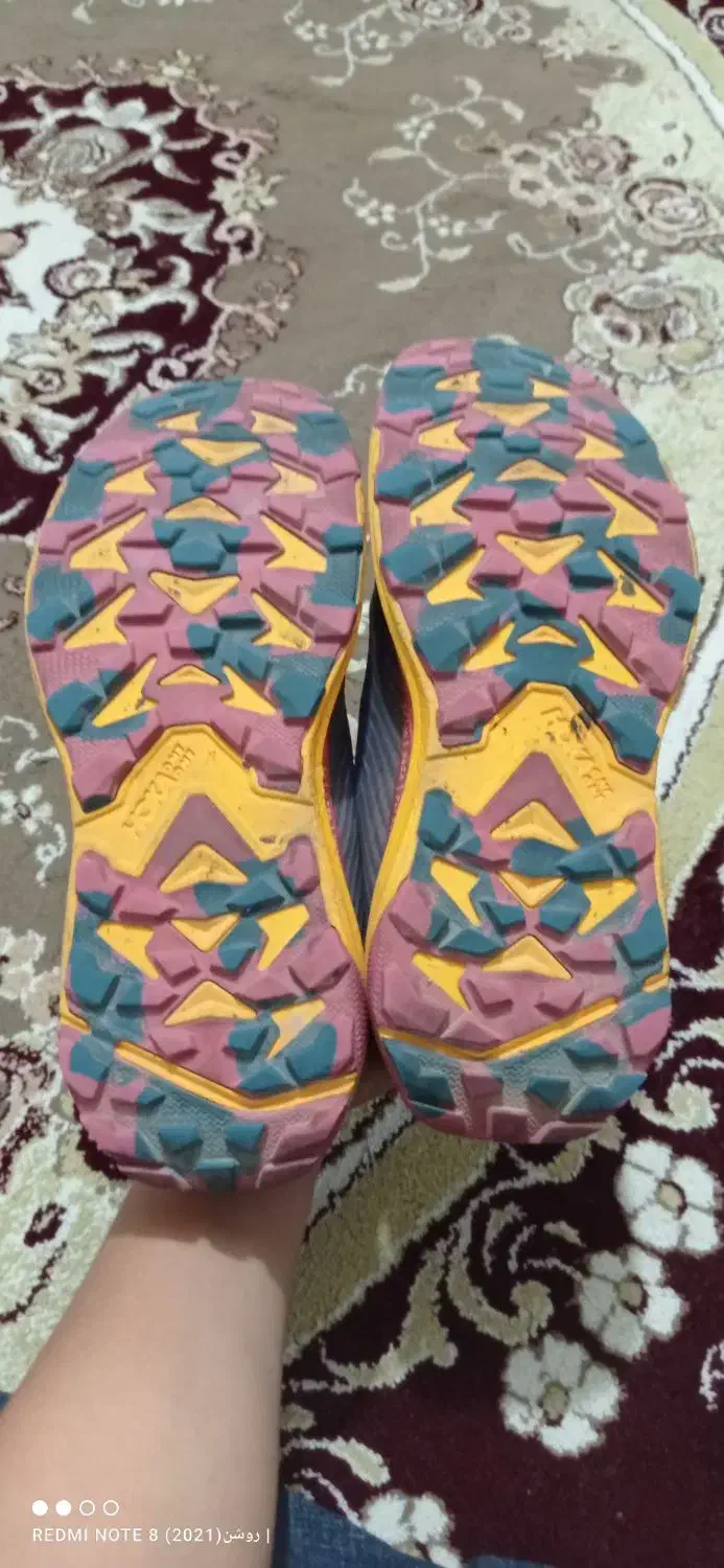 کفش هوکا نو|کیف، کفش، کمربند|زنجان, |دیوار