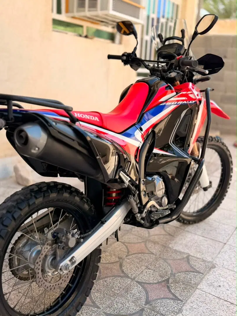 Crf rally|موتورسیکلت|تهران, چوب تراش|دیوار