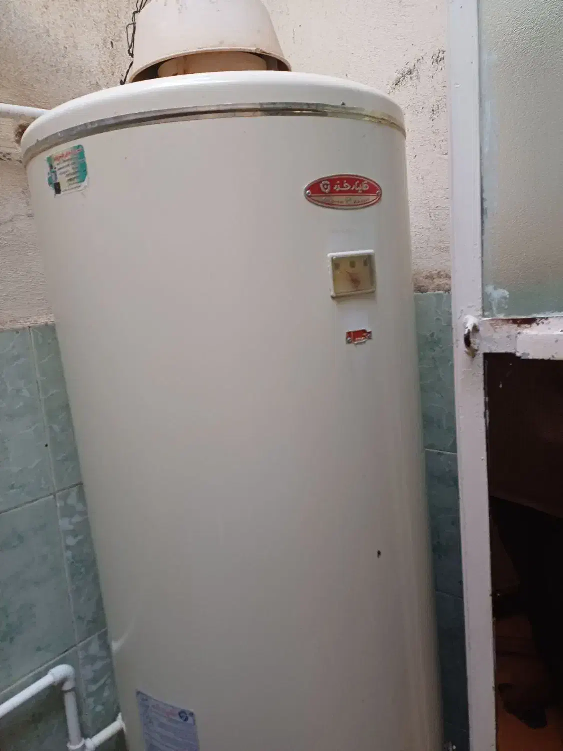 آبگرمکن زمینی|آبگرمکن، پکیج، شوفاژ|اقبالیه, |دیوار