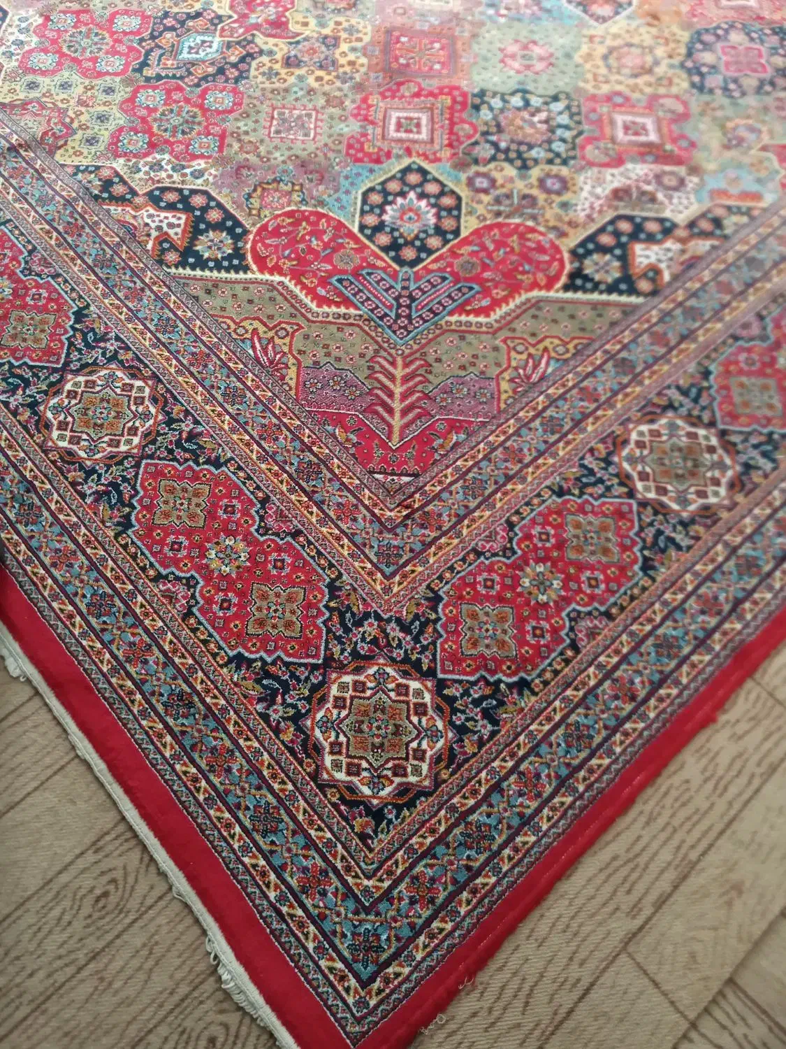 فروش فرش یک تخته ۱۲ متری سالم ۷۰۰ شانه|فرش|قشلاق دشت, |دیوار