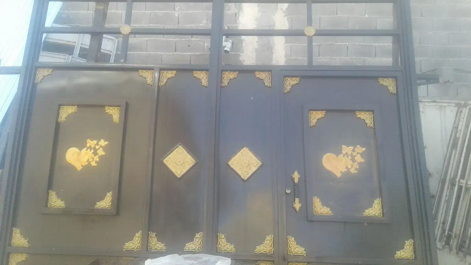 جوشکاری سیاردروپنجره وسازهای فلزی اداری 13سالسابقه|خدمات پیشه و مهارت|لردگان, |دیوار