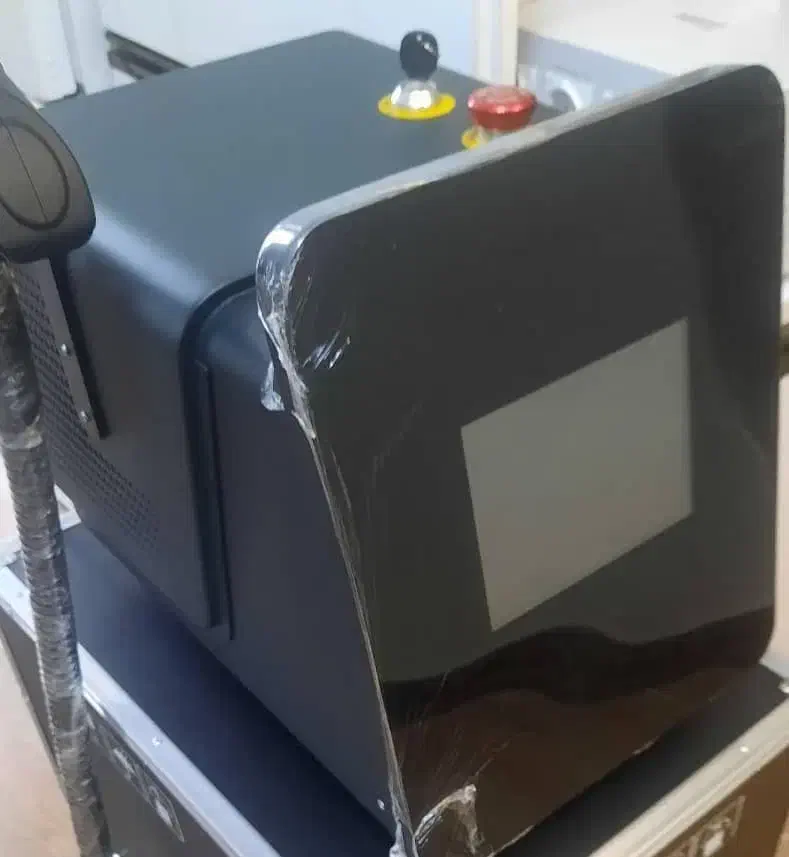 دستگاه کیوسوئیچ جهت ریمو تتو،رفع تیرگی ،کربن تراپی|آرایشی، بهداشتی، درمانی|کرج, فاز ۱ مهرشهر|دیوار