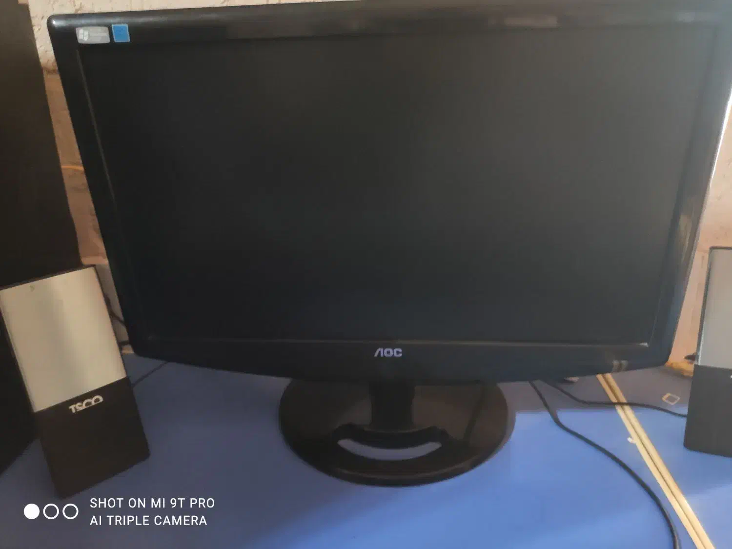 کامپیوتر|رایانه رومیزی|نی‌ریز, |دیوار