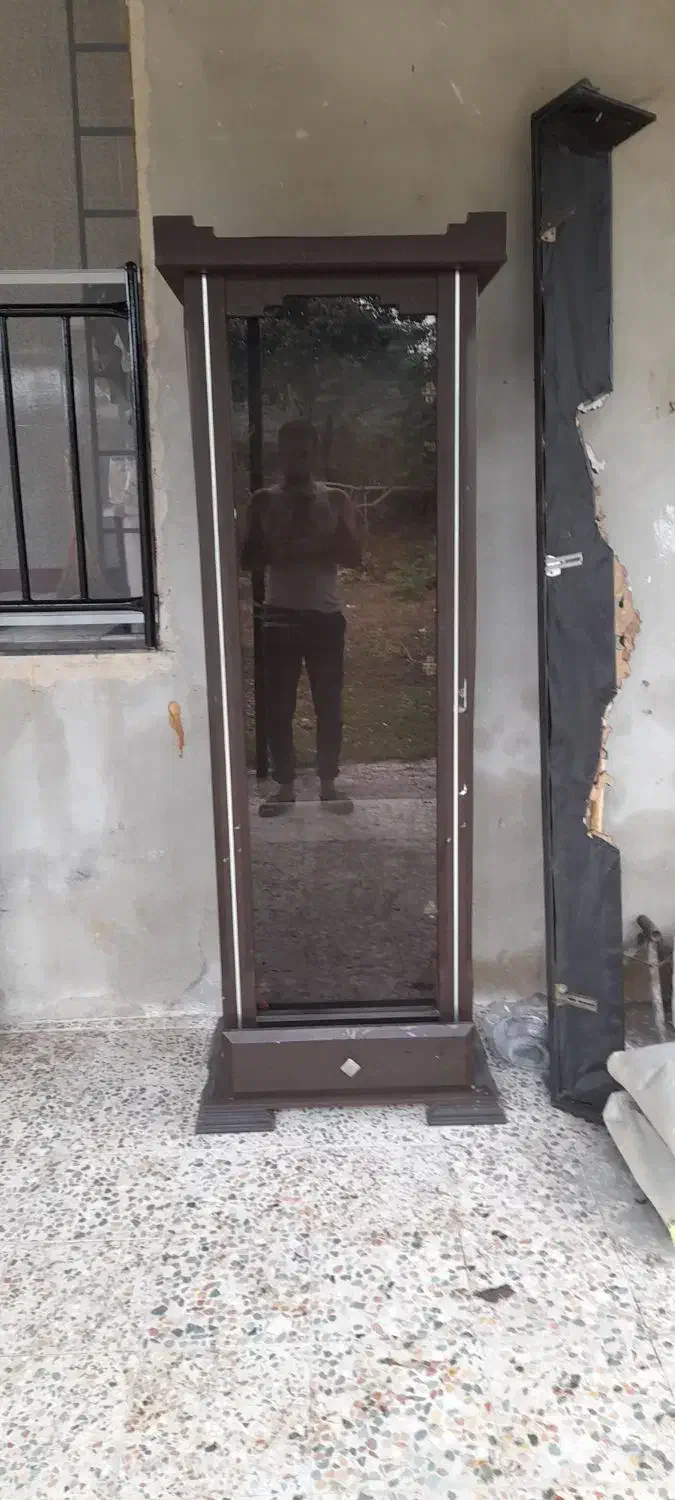 بوفه در حد نو|بوفه، ویترین، کنسول|قائم‌شهر, |دیوار