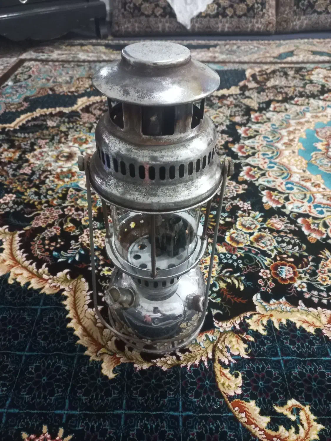 چراغ توری|کلکسیون اشیاء عتیقه|اراک, |دیوار