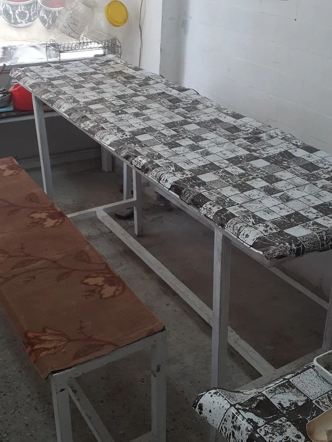 میز و نیمکت|صندلی و نیمکت|سنندج, |دیوار