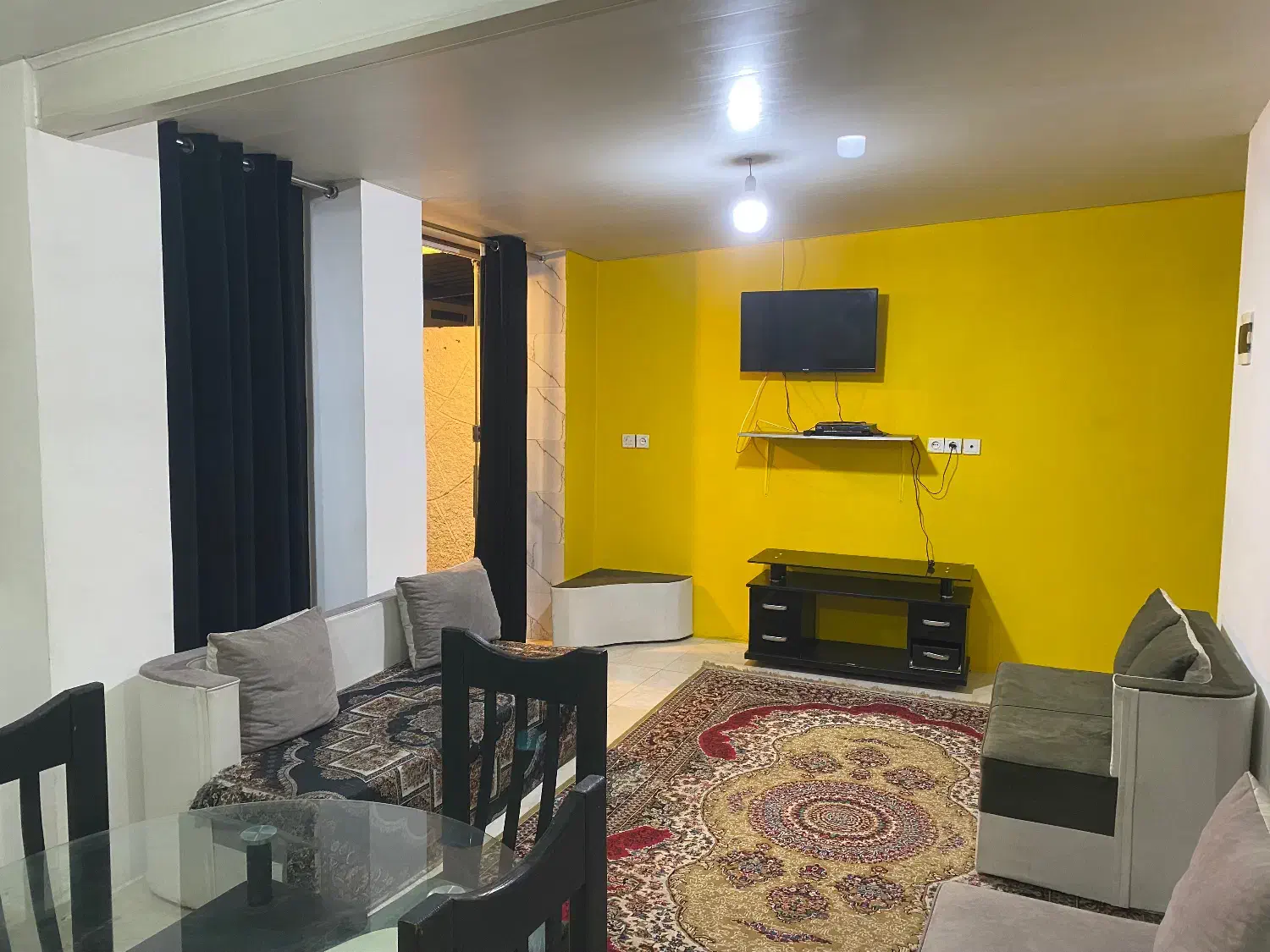 دو خوابه رو به دریا متل ساحلی نفس|اجارهٔ کوتاهمدت آپارتمان و سوئیت|فریدونکنار, |دیوار