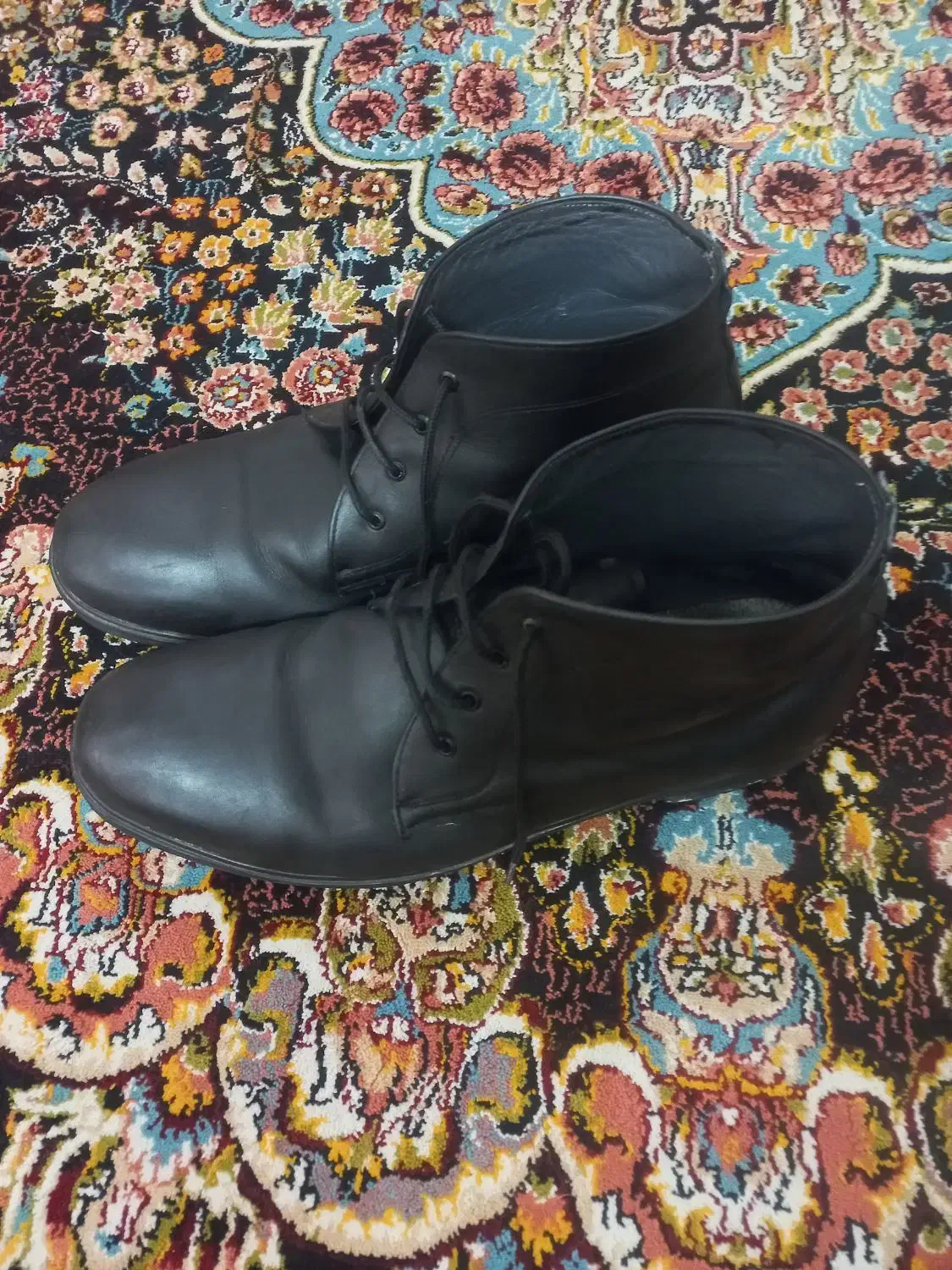 نیم بوت سایز بزرگ|کیف، کفش، کمربند|ساری, |دیوار