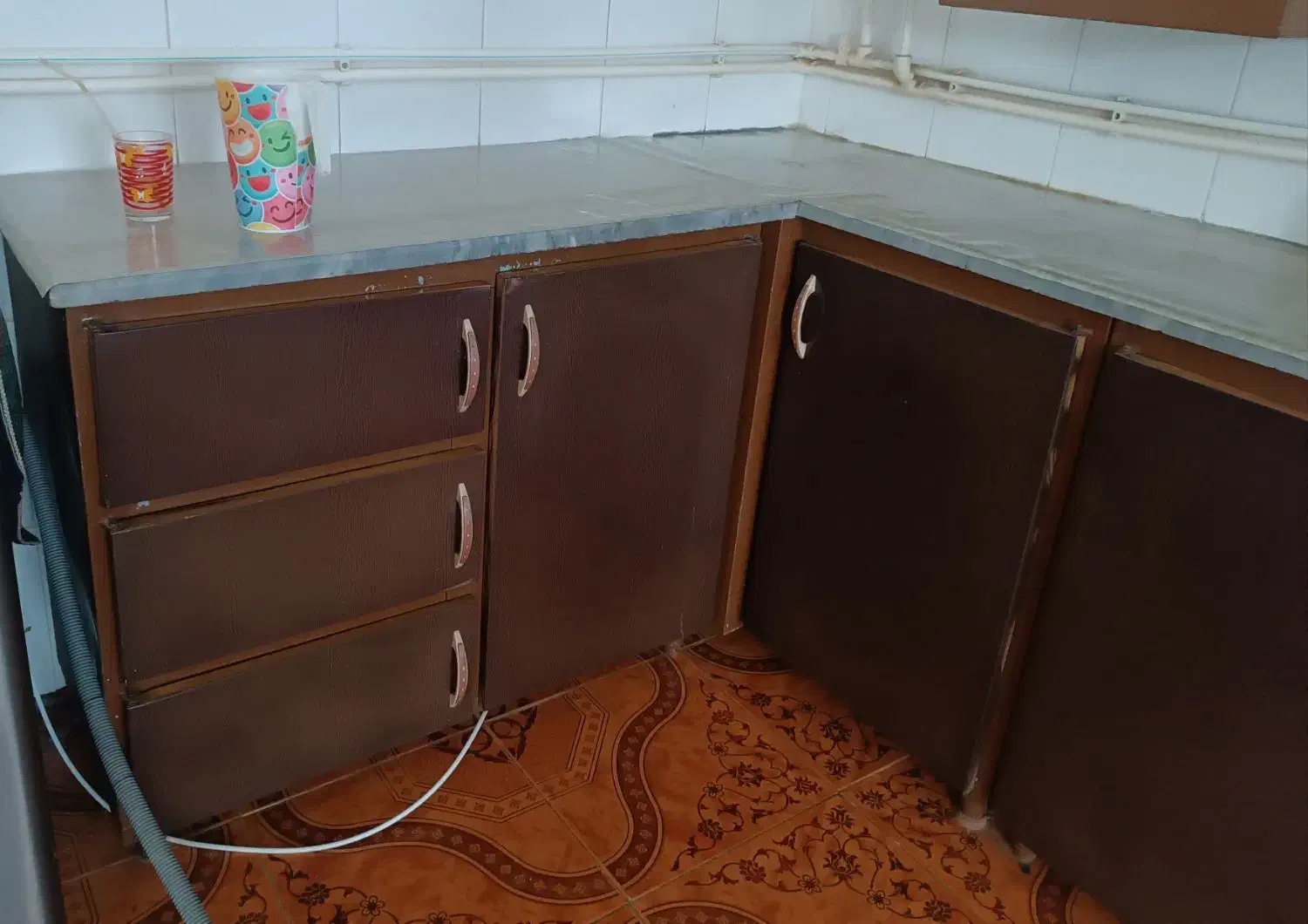 کابینت فلز|آب‌چکان و نظم‌دهنده ظروف|بیرجند, |دیوار