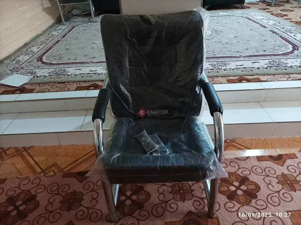 دو عدد میز دوتا صندلی چرخ دار و سه صندلی تکی|مبلمان خانگی و میز عسلی|جیرفت, |دیوار