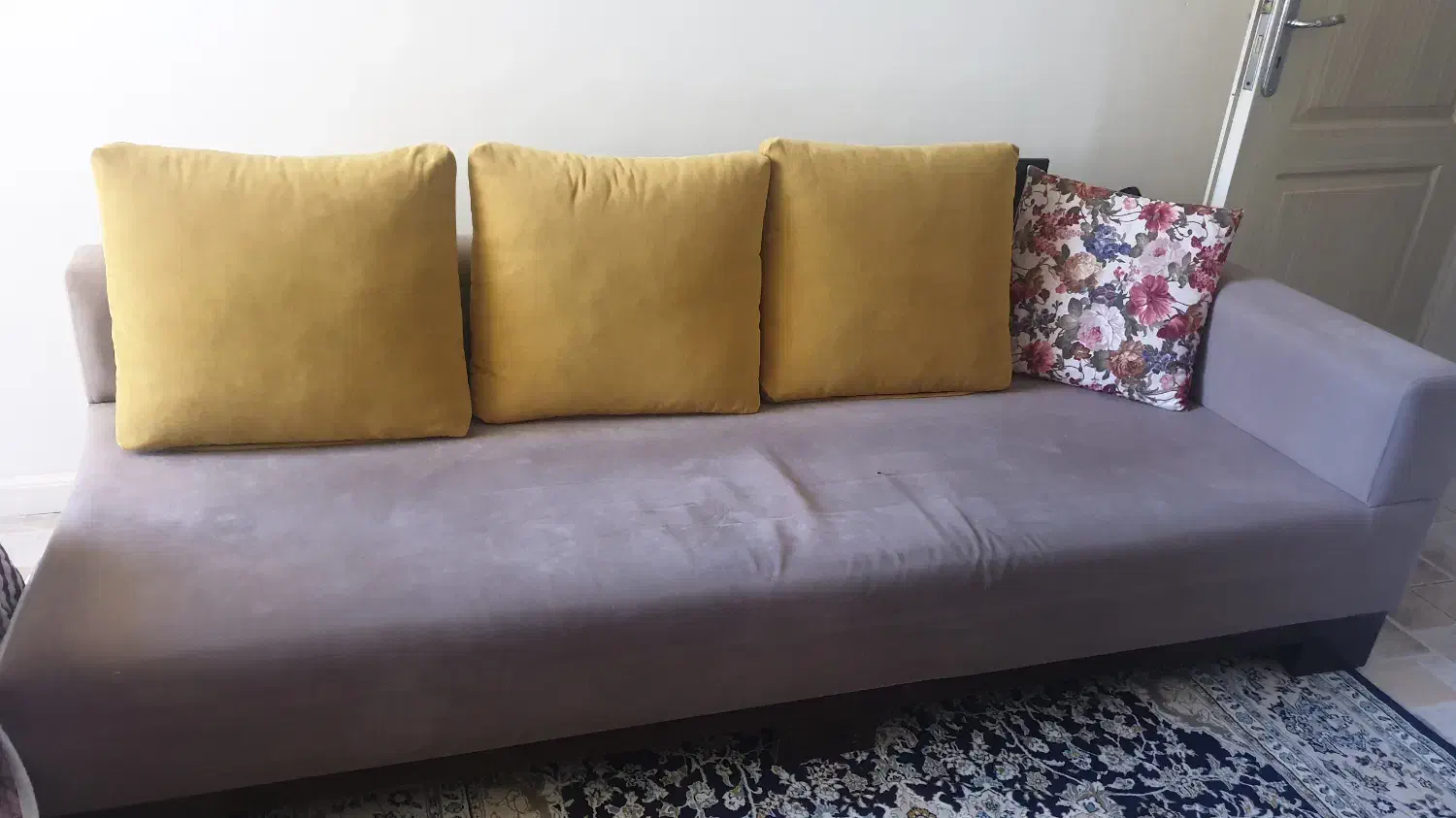کاناپه ۴ نفره|مبلمان خانگی و میز عسلی|شیراز, شهرک گلستان شمالی|دیوار