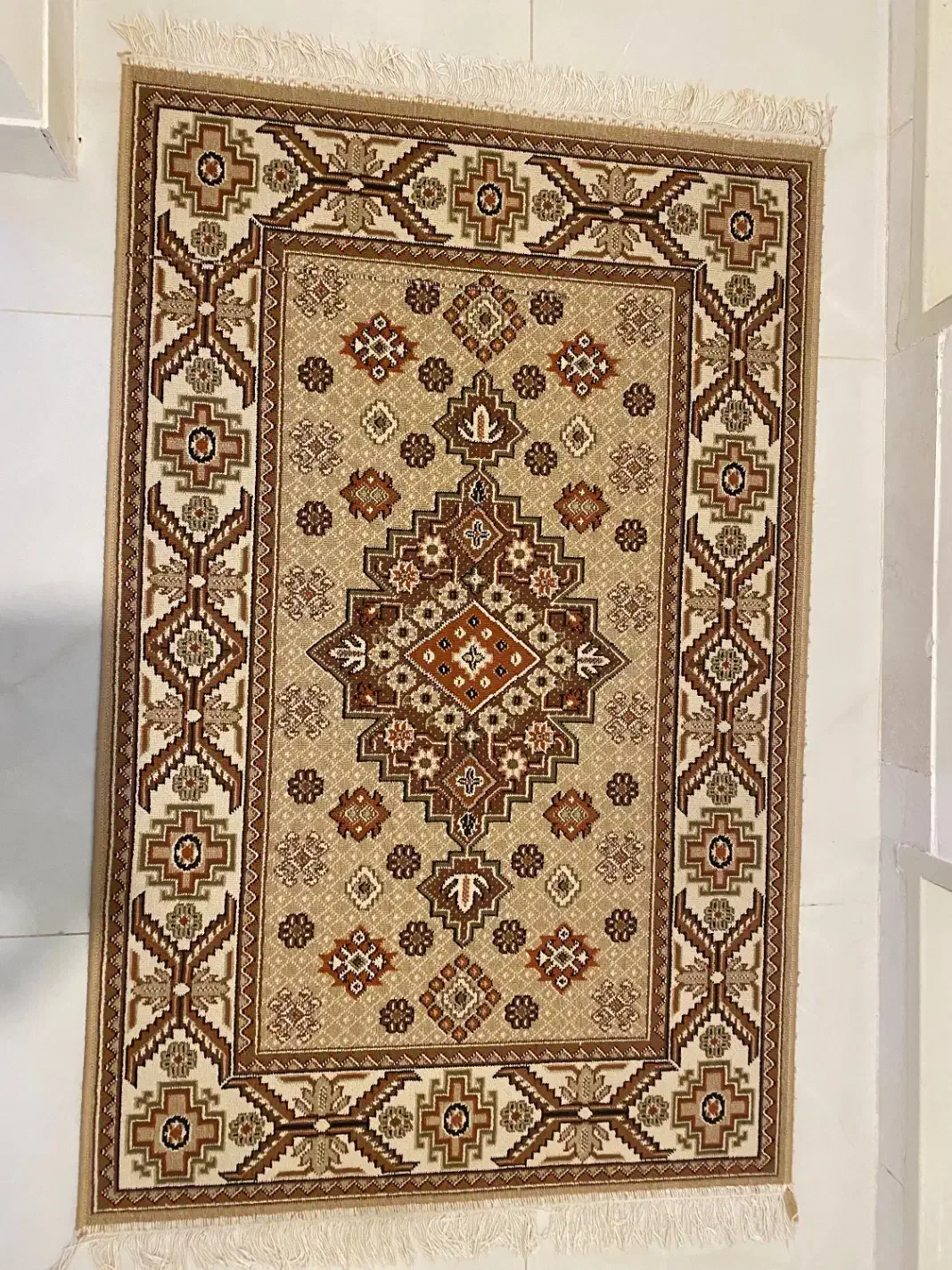 قالی|فرش|نیشابور, شهرک فرهنگیان|دیوار