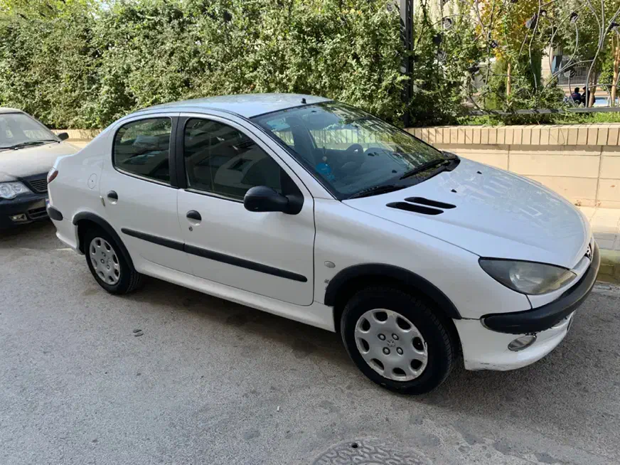 پژو 206 صندوقدار 90 کمکار/تک برگ|خودرو سواری و وانت|اصفهان, شهرک کاوه|دیوار