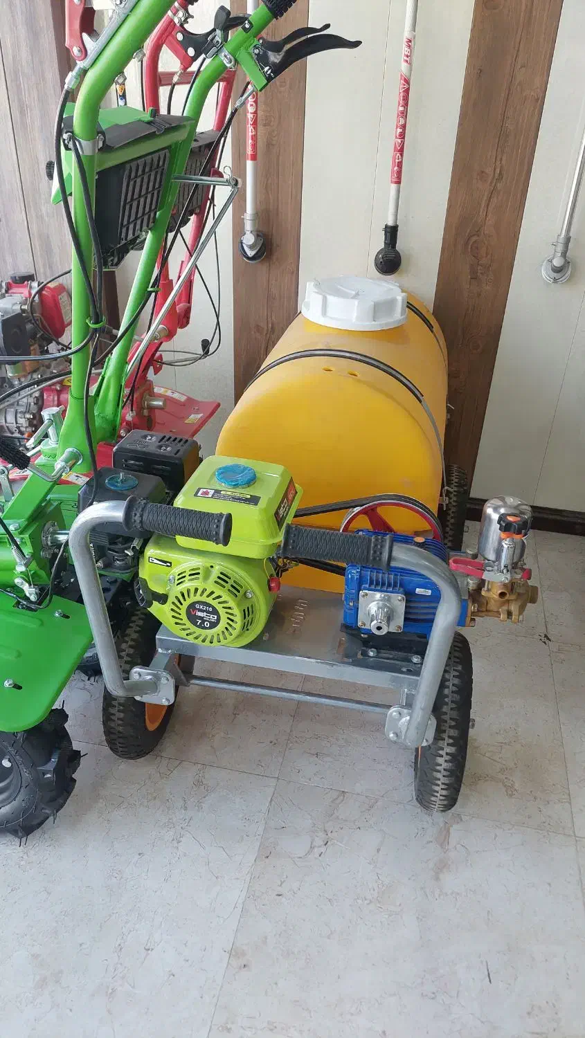 سمپاش ۲۰۰ لیتری|ماشین‌آلات صنعتی|آبادان, |دیوار