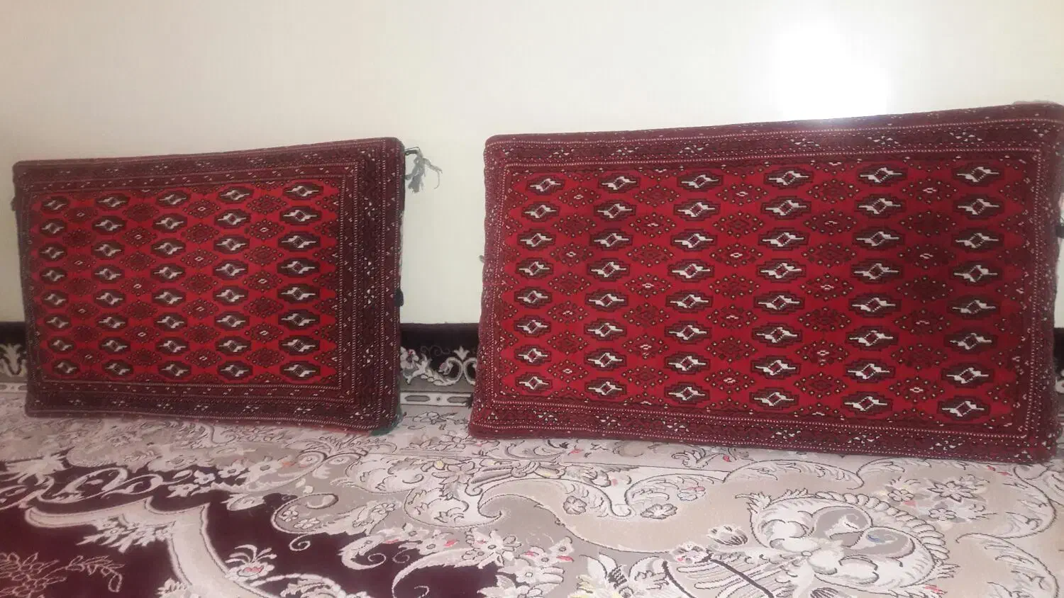 پشتی سنتی|پشتی|اصفهان, ملک‌شهر|دیوار