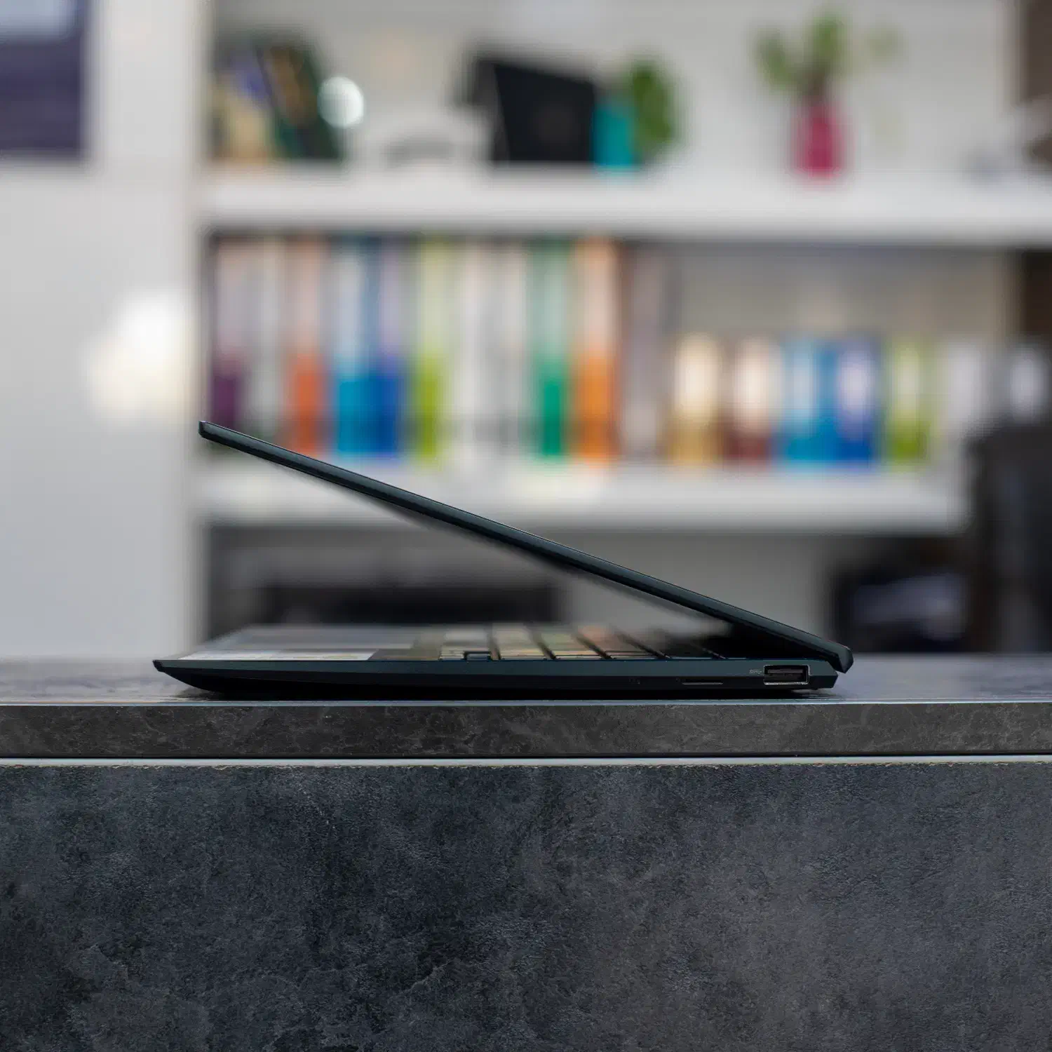 لپتاپ ASUS ZenBook با پردازنده i7-11Gn و 16GB/1TB|رایانه همراه|یزد, |دیوار