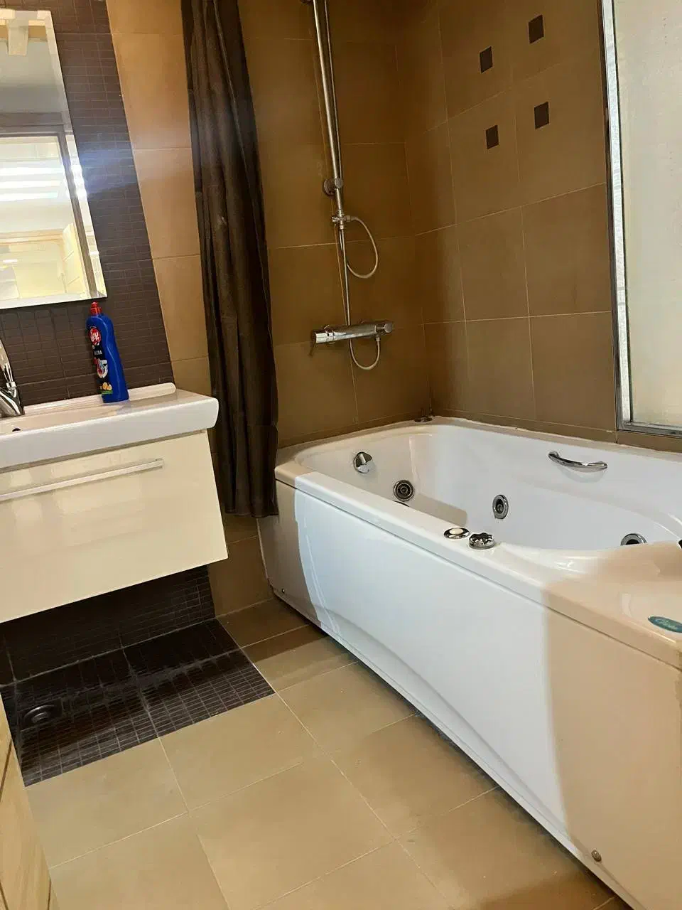 فرشته استانبول/فلسطین / ۲۳۰متر۳خواب / ویو سبز