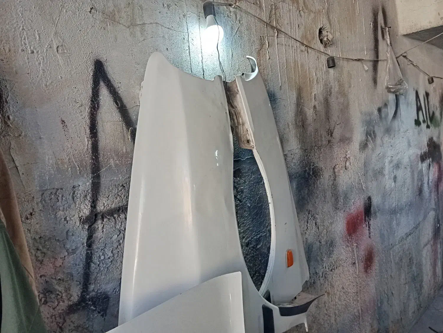 در صندق عقب و در عقب راننده گلگیر جلو چب|قطعات یدکی و لوازم جانبی|شیراز, سعدیه جنوبی|دیوار