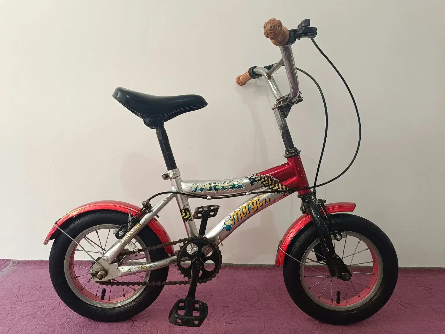 دوچرخه ۱۲ نقره ای قرمز|دوچرخه، اسکیت، اسکوتر|اردبیل, |دیوار