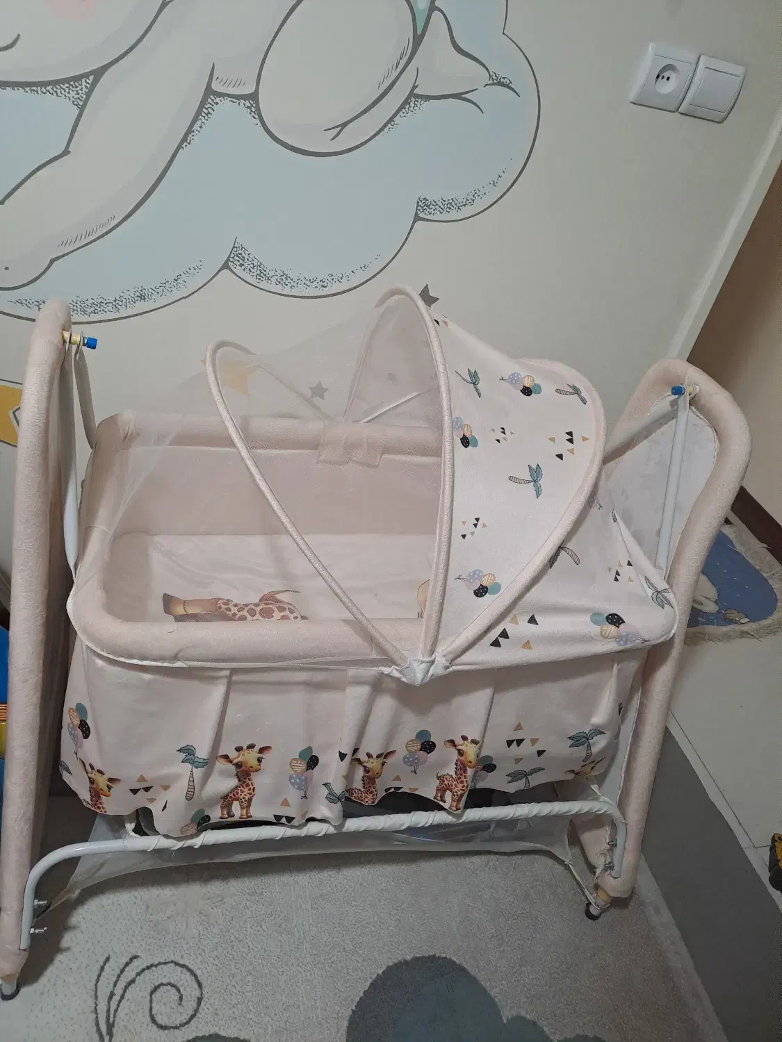 گهواره|تخت و صندلی بچه|پاکدشت, پاکدشت (مامازند)|دیوار