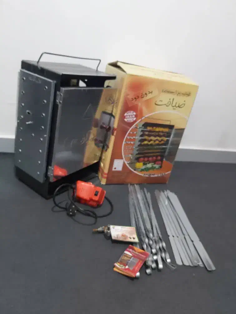 کباب پز خانگی ضیافت|اجاق گاز و لوازم برقی پخت‌وپز|هشتگرد, شهرک فرهنگیان|دیوار