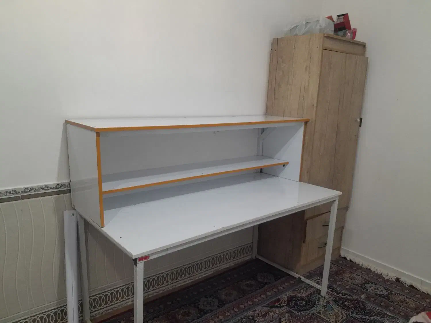 میز|میز تحریر و کامپیوتر|فارسان, |دیوار