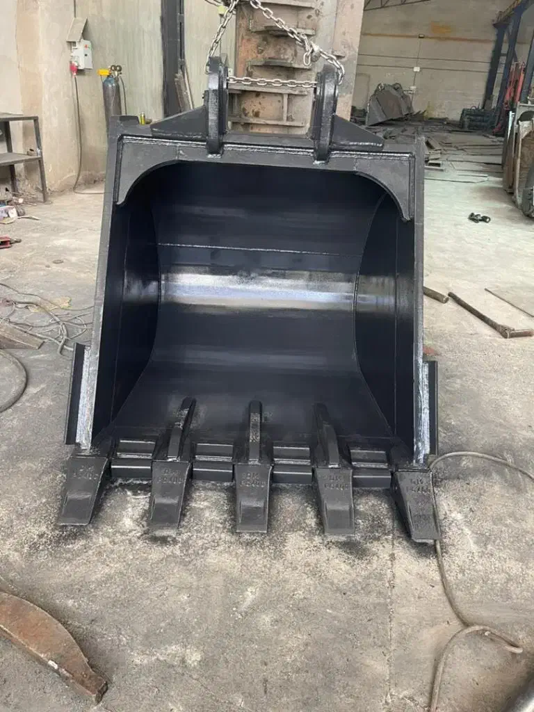 ساخت،تعمیر و طراحی انواع باکت بیل مکانیکی و لودر|قطعات یدکی و لوازم جانبی|قم, بیست متری ولیعصر|دیوار