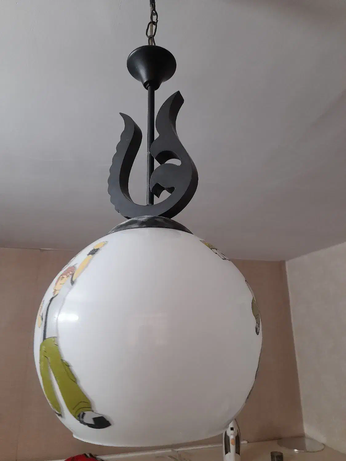 لوستر اتاق پسر بچه|لوستر و چراغ آویز|شاهینشهر, حافظ شمالی|دیوار