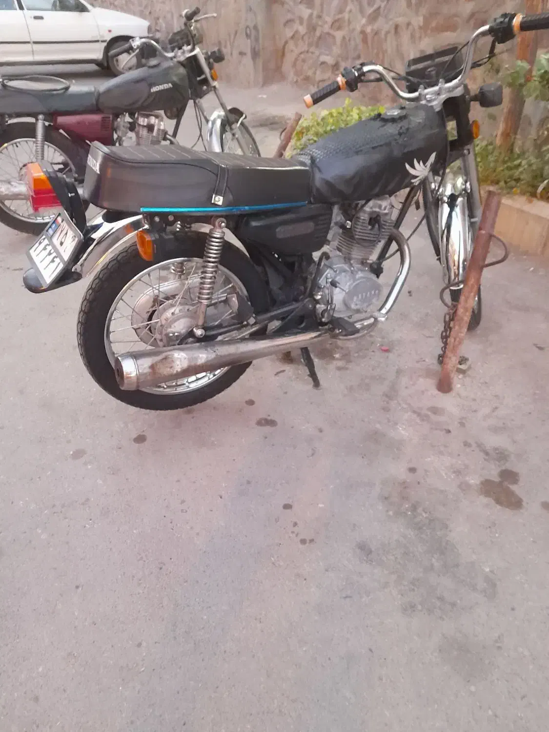 موتور هوندا۱۲۵ مدل ۸۵ بالای۱۰تومن لاستیک لنت سیم ک|موتورسیکلت|شاهرود, |دیوار