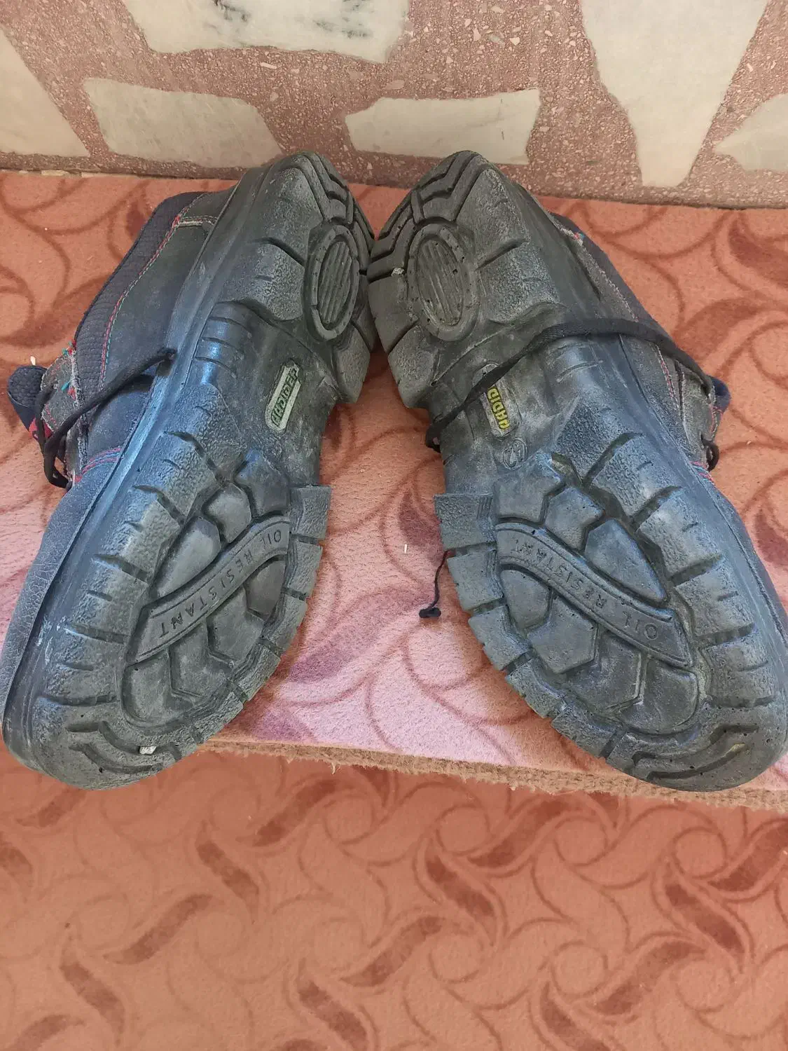 کفش ایمنی وانبر|کیف، کفش، کمربند|قم, انسجام|دیوار