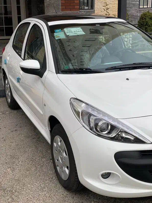 207 پاناروما ارتقا یافته|خودرو سواری و وانت|پردیس, فاز ۱۱|دیوار