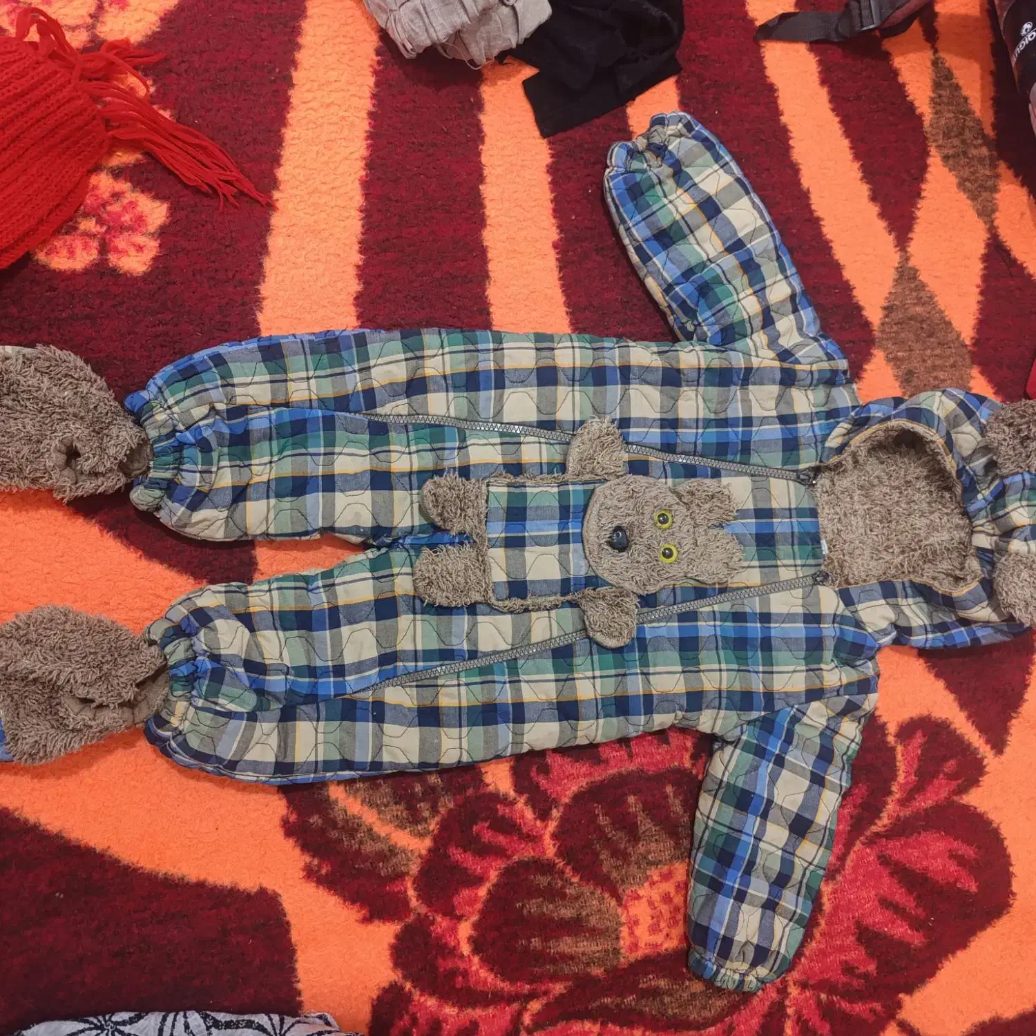 لباس|لباس|بیرجند, |دیوار