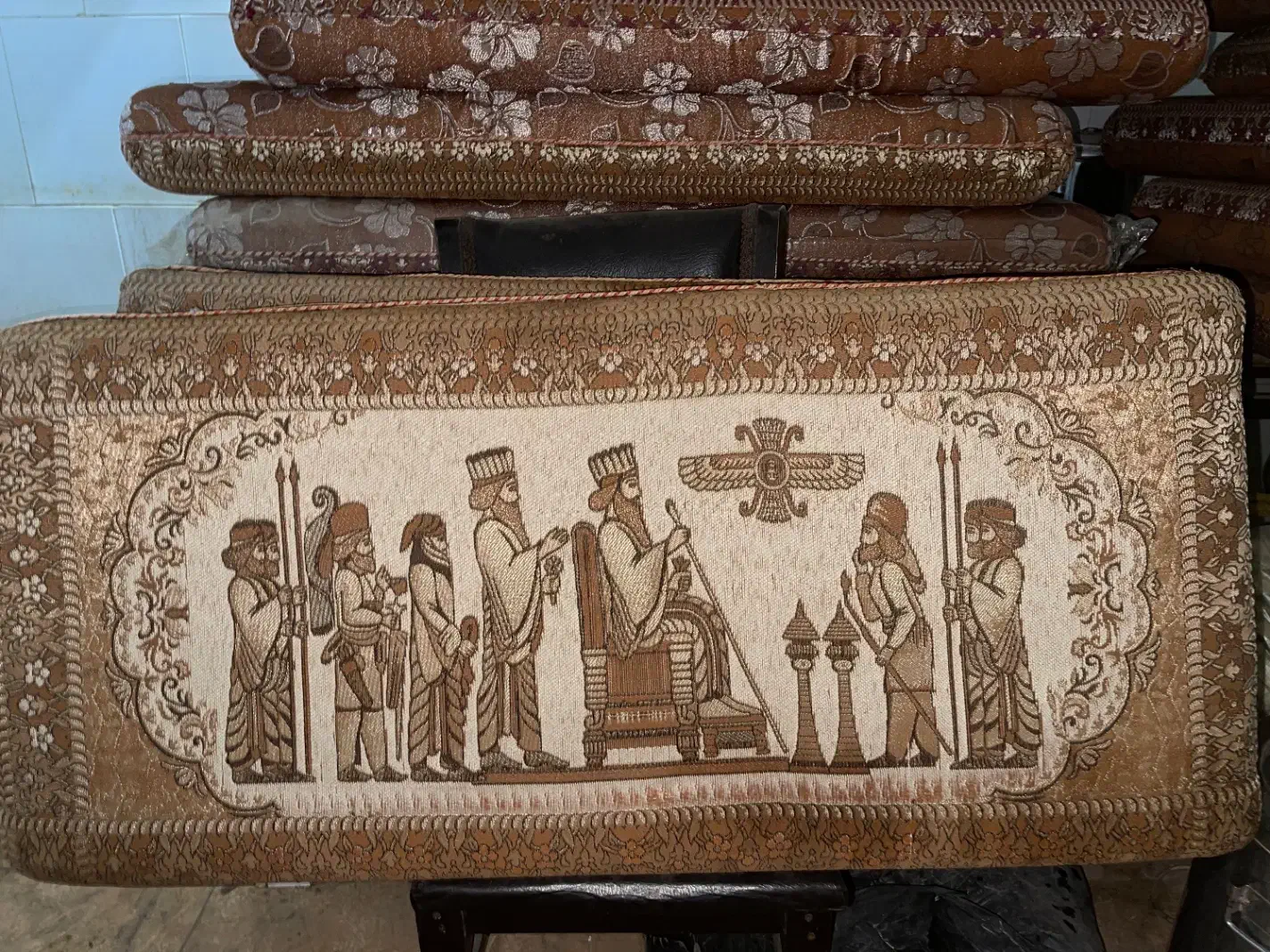 پشتی|پشتی|اهواز, امانیه|دیوار