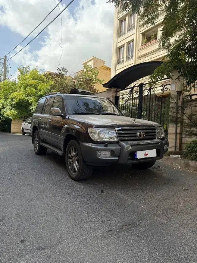 لندکروز اتاق ۱۰۰ ۸سیلندر ۲۰۰۶|خودرو سواری و وانت|تهران, نیاوران|دیوار