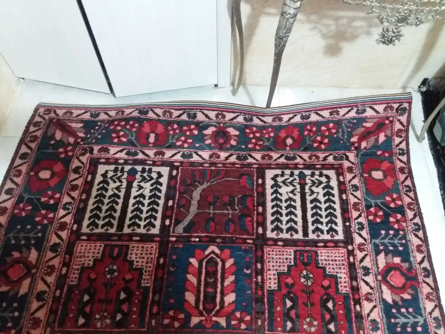 قالی کارکرده دست بافت|فرش|شاهین‌شهر, سعدی شمالی|دیوار