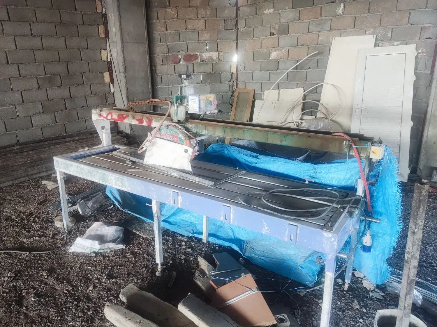 دستگاه سنگ بری صد صنعت|مصالح و تجهیزات ساختمان|پرند, فاز ۱|دیوار