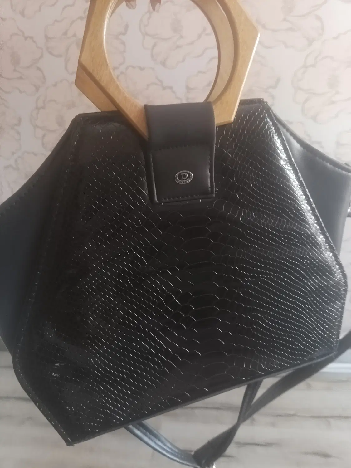 کیف دسته چوبی دیزل|کیف، کفش، کمربند|تهران, شهرک کوهسار|دیوار