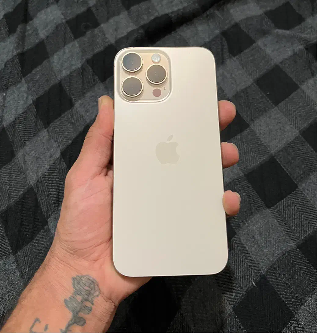 iPhone 16promax|موبایل|شیراز, دلگشا|دیوار