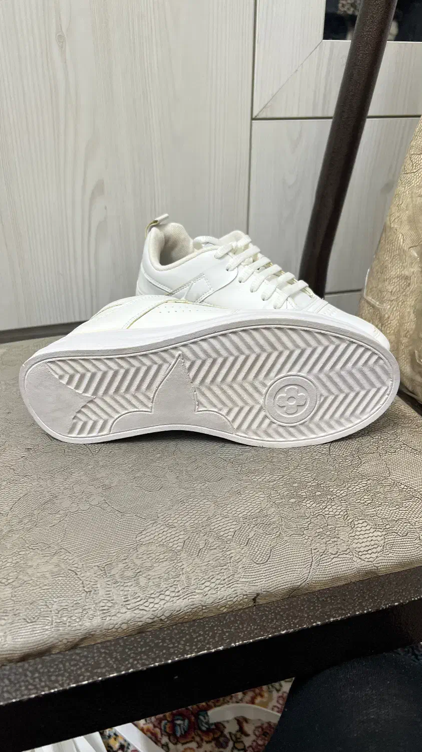 کتونی سفید اسپرت سایز ۳۷|کیف، کفش، کمربند|قم, جمکران|دیوار