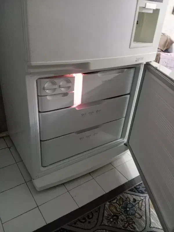 یخچال نیم ساید اسنوا|یخچال و فریزر|کرج, کمال‌شهر|دیوار