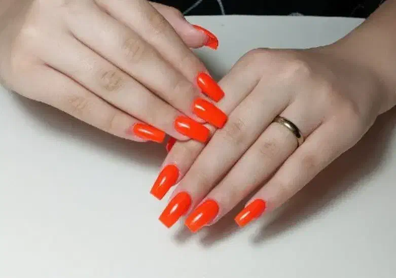 مدل کاشت ناخن و رنگ مو لایت|خدمات آرایشگری و زیبایی|گرمدره, |دیوار