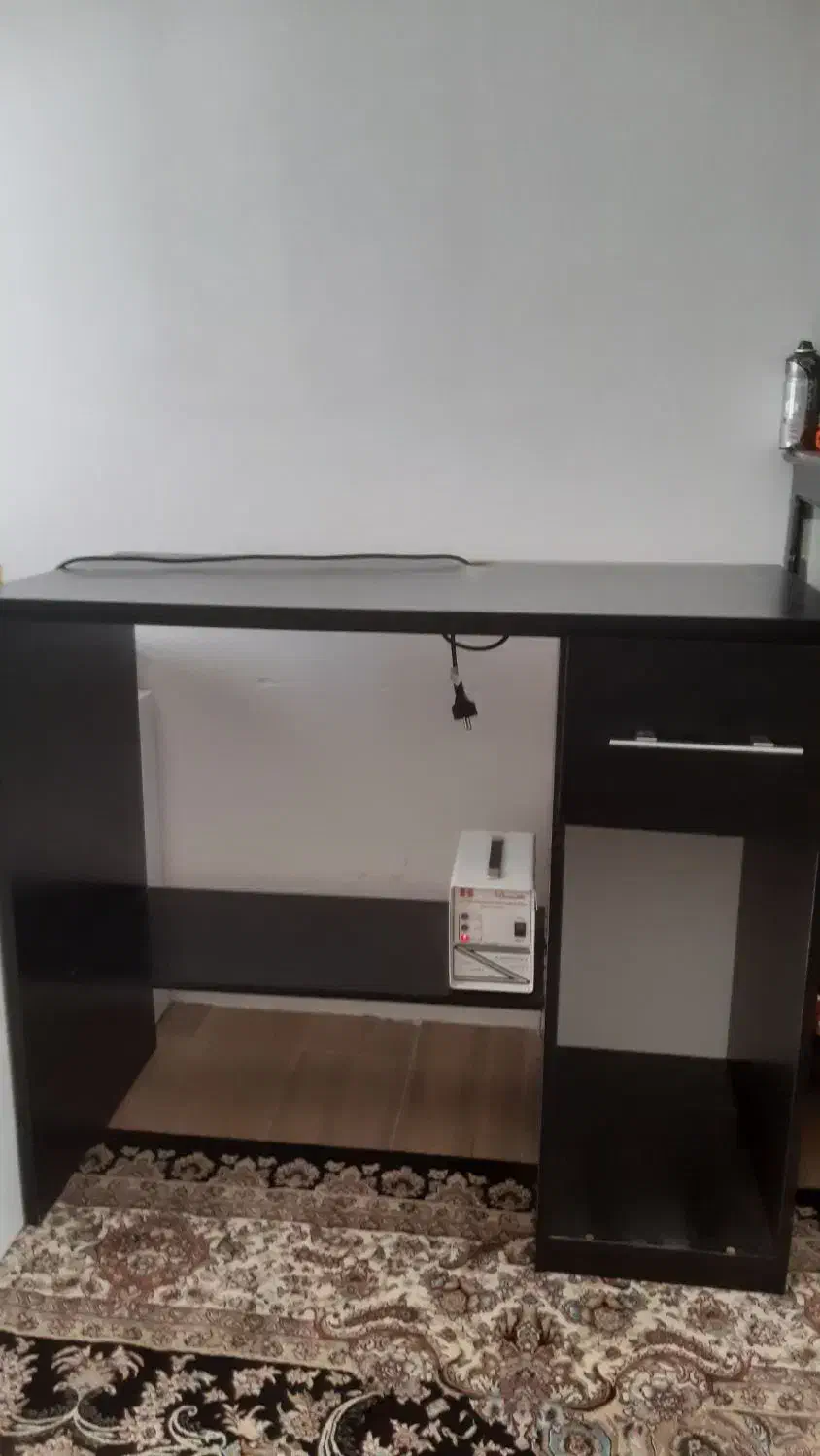 میز کامپیوتروجا کتابی|مبلمان خانگی و میز عسلی|محلات, |دیوار