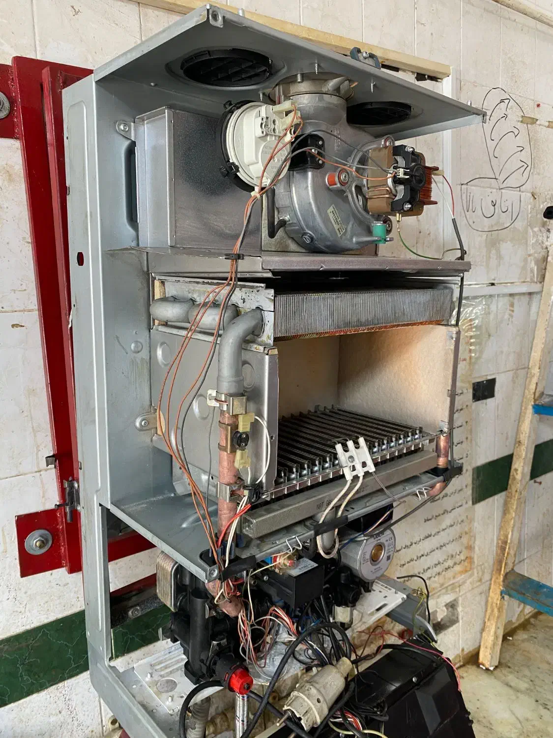 تعمیرات تخصصی پکیج و رادیاتور در محل با ضمانت|خدمات پیشه و مهارت|نیشابور, شهرک ولیعصر|دیوار