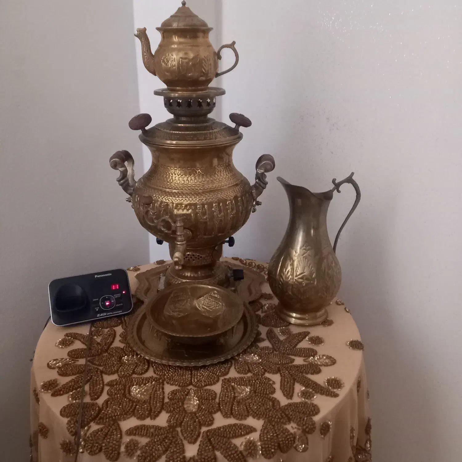 سماور طلایی جنس خوب نو|سماور، چایساز، قهوهساز|همدان, |دیوار